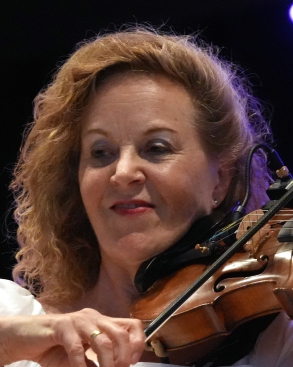 Petra-Manon